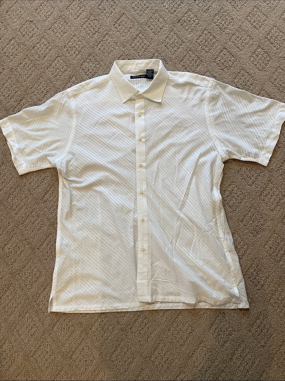 Kenneth Cole White Short-Sleeve Button-Down Shirt